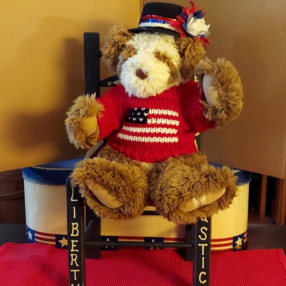 Set of Two Americana Chairs - Picture 2 of 10